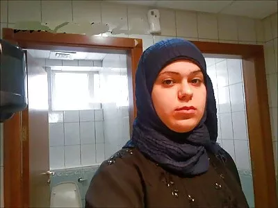همسر بلوند حرکات خود سکس چت ویدیو را می داند