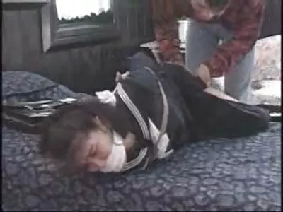 MILF با جوانان بزرگ ویدیوسکس blowjob می دهد و لعنتی می شود